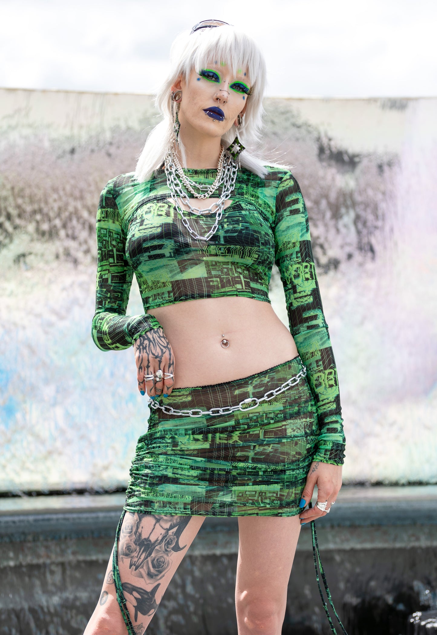 'Vortex' Super Crop Top - Green